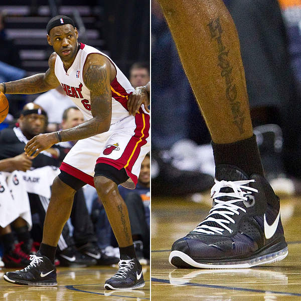 2025 赛季：中信兄弟队在台湾大赛失利后，球迷集体在球场外守候表示支持