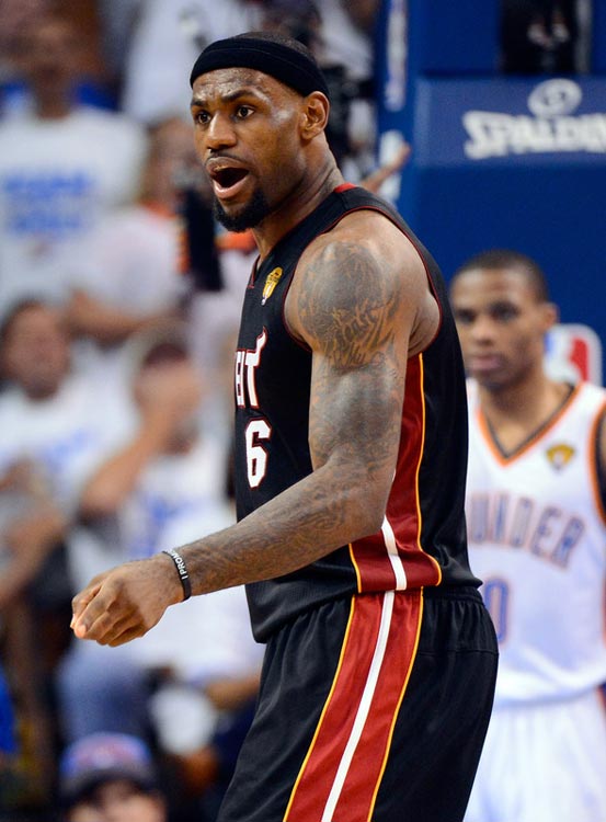 从13连败到斩绿军！西亚卡姆致命抛投，步行者复仇成功告别联盟垫底