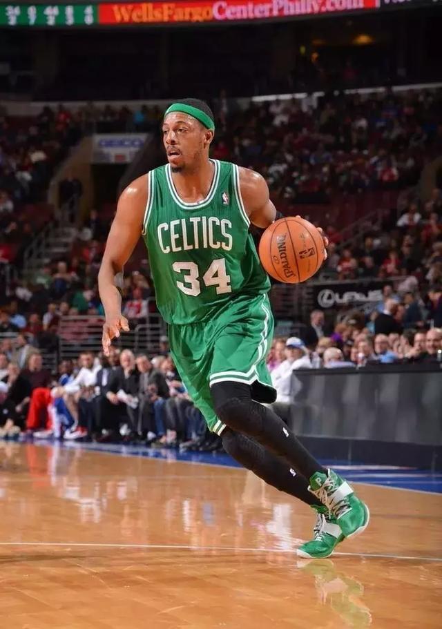 记者：迪巴拉已与罗马初步谈续约，短期内不会考虑回阿根廷