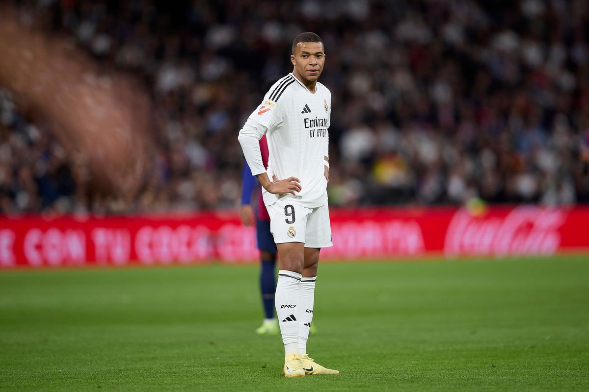 每体：瓜迪奥拉本周一现身巴塞罗那，受邀参加一场新书发布会