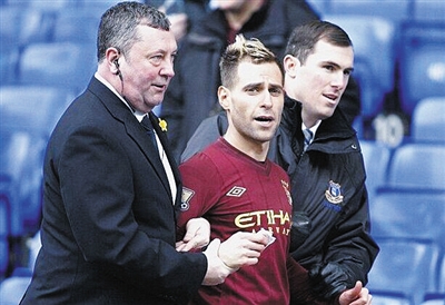 超越巨星！哈登生涯得分升至历史第九 小卡火力全开35分助快船胜黄蜂