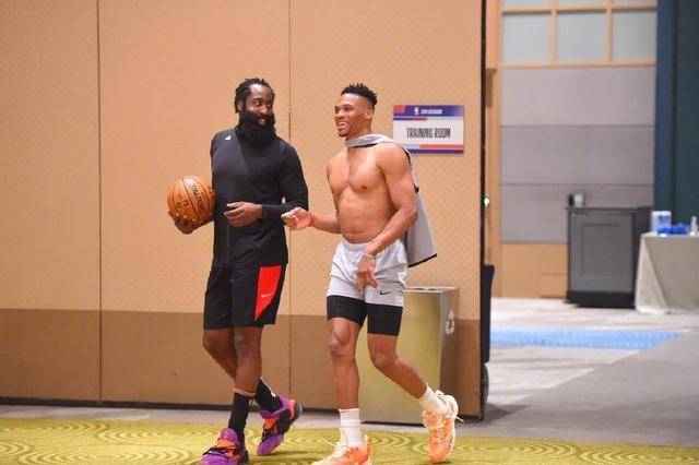 热闻｜2026世界杯分组抽签结果揭晓，并未出现“死亡之组”