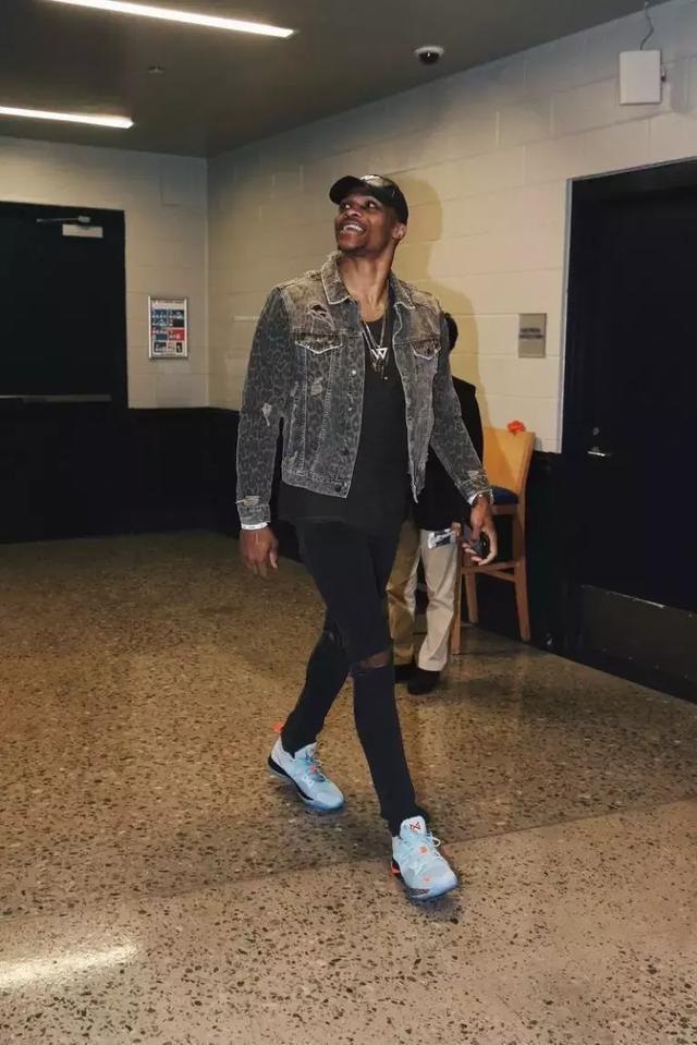 武切维奇28分平赛季最高，本赛季得分20+时公牛4胜1负