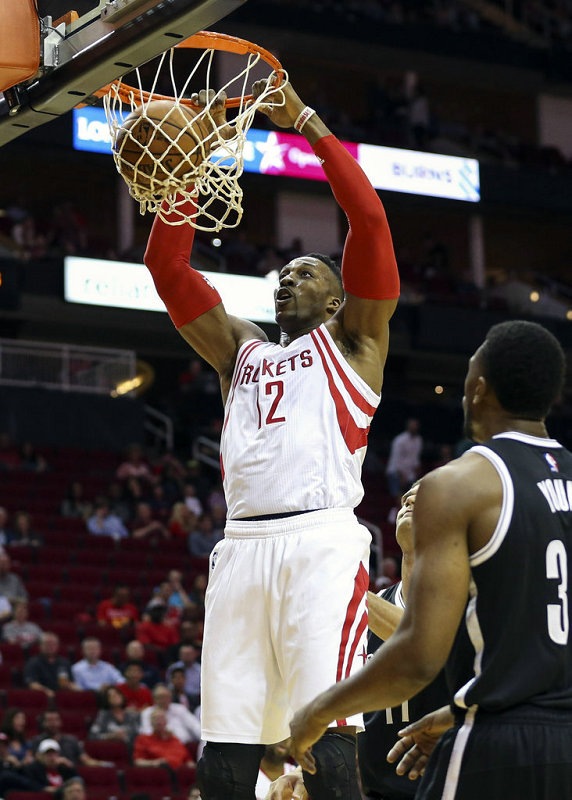 亚特兰大勇士队从密尔瓦基搬迁至南方，成为美国南部第一支大联盟球队